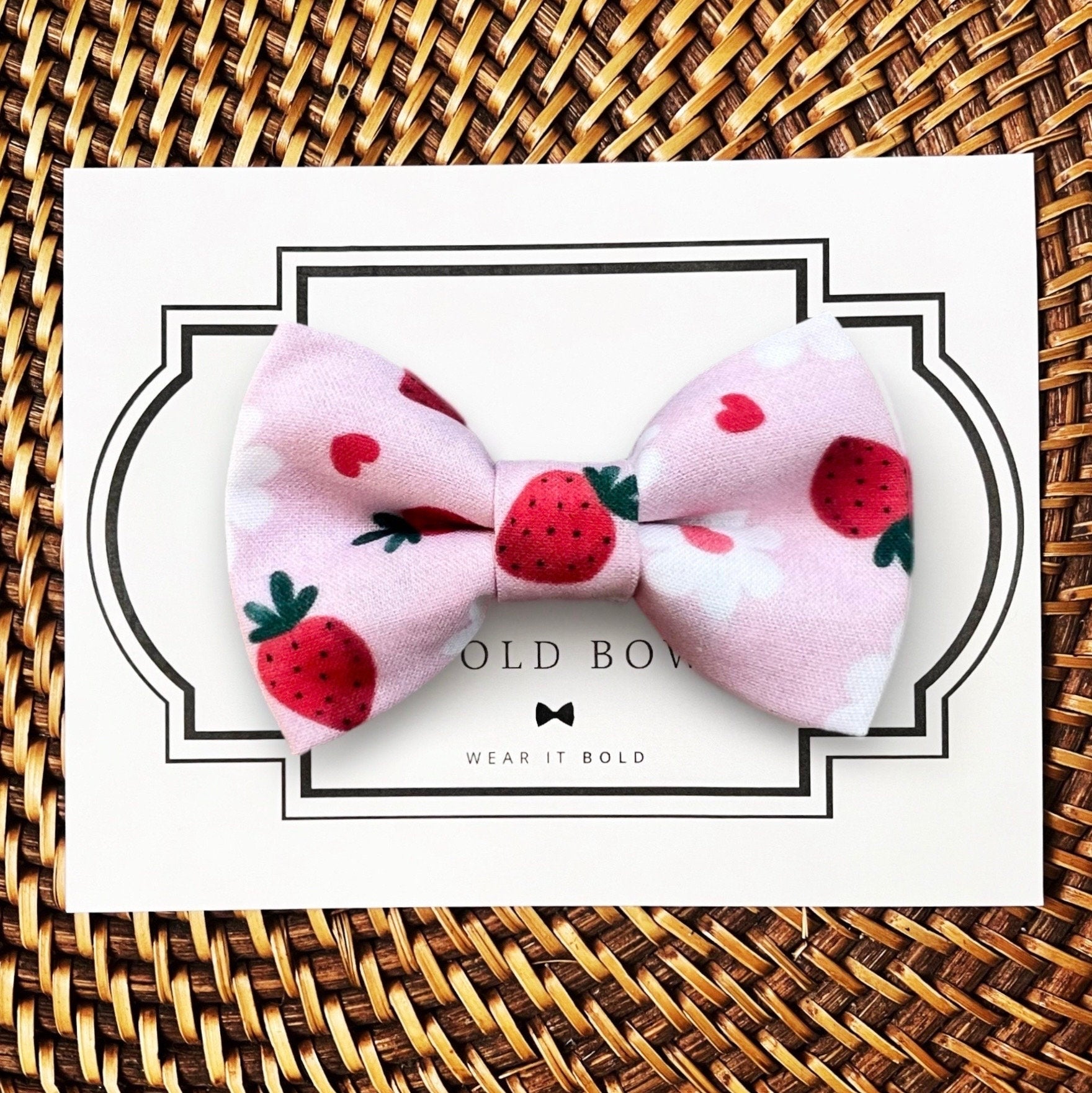 Strawberry Daisy Dog Bow Tie or Cat Bow Tie for Summer Dog Mom Gift, Fruit Dog Owner Gift Dog Clothing, Pet Accessories for Cat Bowtie Gift